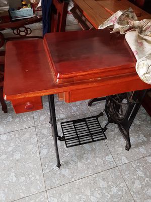 Cần bán máy may. Mua bán Nội thất, đồ gia dụng khác tại Quận Tân Phú Tp Hồ Chí Minh được đăng bởi Đặng quốc bảo