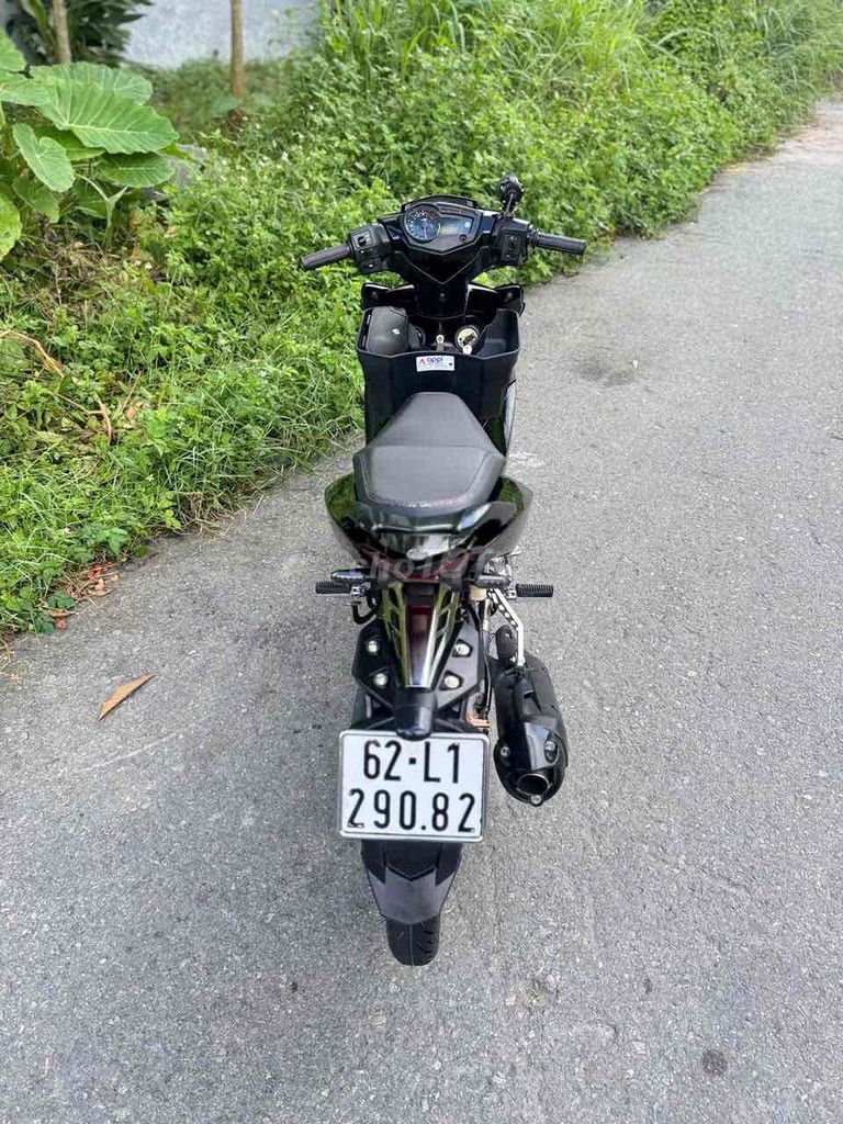 Yamaha Exciter 150 2015 Đen. Mua bán Xe máy tại Huyện Củ Chi Tp Hồ Chí Minh được đăng bởi HuỳnhLâm Bổn hình 3