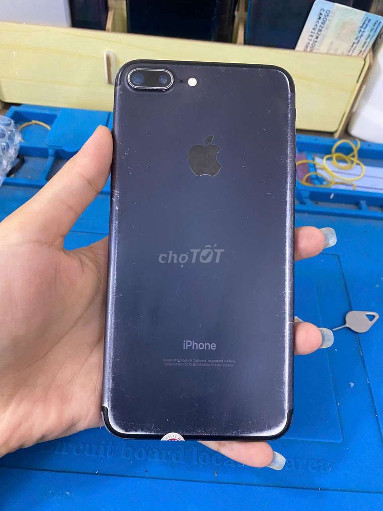 iPhone 7 Plus 32GB, sọc màn, full chức năng. Mua bán Điện thoại tại Thành phố Thủ Dầu Một Bình Dương được đăng bởi Phước Mobile hình 1
