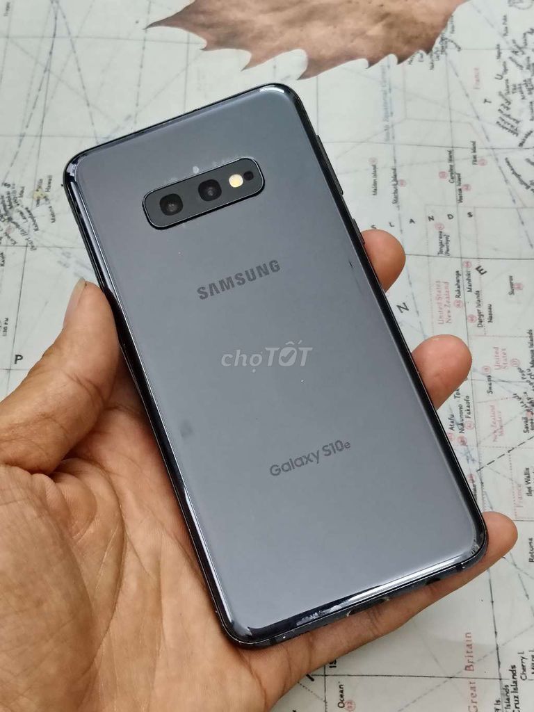 Samsung Galaxy S10e nhỏ gọn màn, cam đẹp. Mua bán Điện thoại tại Quận Hải Châu Đà Nẵng được đăng bởi Minh Huỳnh hình 1