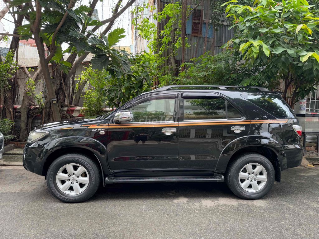 Toyota Fortuner V 4x4 BSTP chính chủ rất đẹp