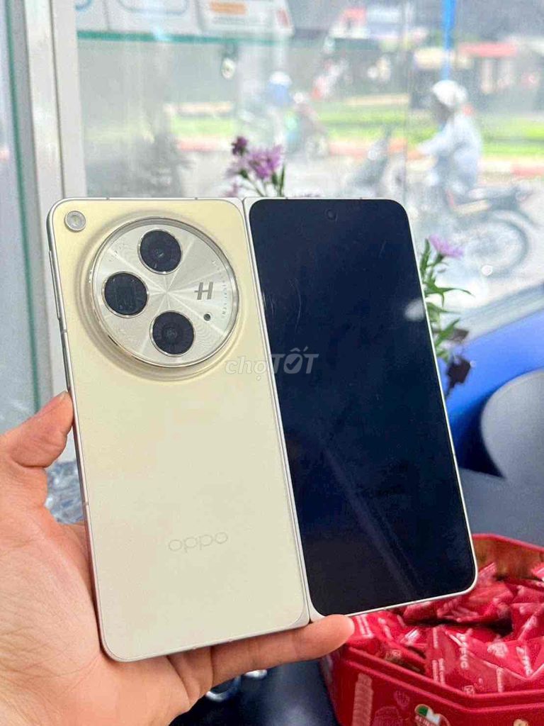 Oppo Find N3 12GB/512GB Vàng NĐịa pin 100%. Mua bán Điện thoại tại Quận 8 Tp Hồ Chí Minh được đăng bởi Thanh Nhi hình 1