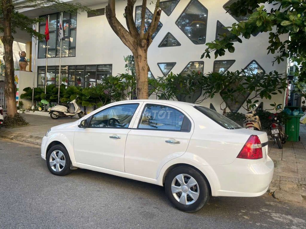 Chính chủ bán Gentra xe đẹp máy rin ko lỗi. Mua bán Ô tô tại Quận Hải Châu Đà Nẵng được đăng bởi otocudanang hình 6