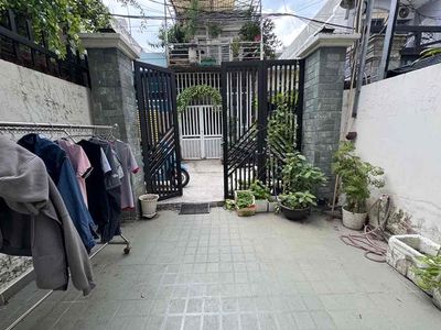 NHÀ CHÍNH CHỦ BÁN GẤP HXH THẠNH LỘC Q12 GIÁ RẺ. Mua bán nhà ở tại Quận 12 Tp Hồ Chí Minh được đăng bởi Mẫn