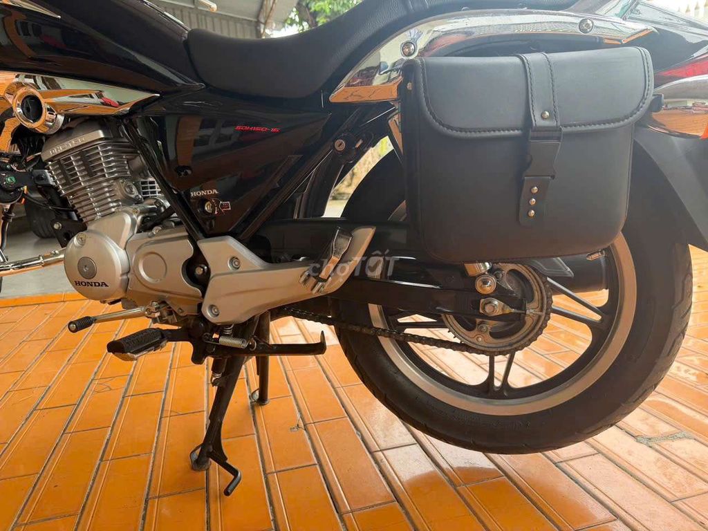 Honda Shadow Đen 8212 km. Mua bán Xe máy tại Quận 3 Tp Hồ Chí Minh được đăng bởi Khang hình 4