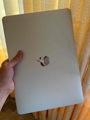 macbook air 2018 13inch core i5