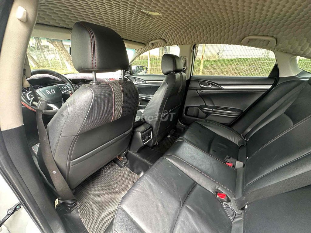 Honda Civic 2019 1.5 Turbo RS - 72000 km. Mua bán Ô tô tại Huyện Hóc Môn Tp Hồ Chí Minh được đăng bởi Lekhang210898 hình 10