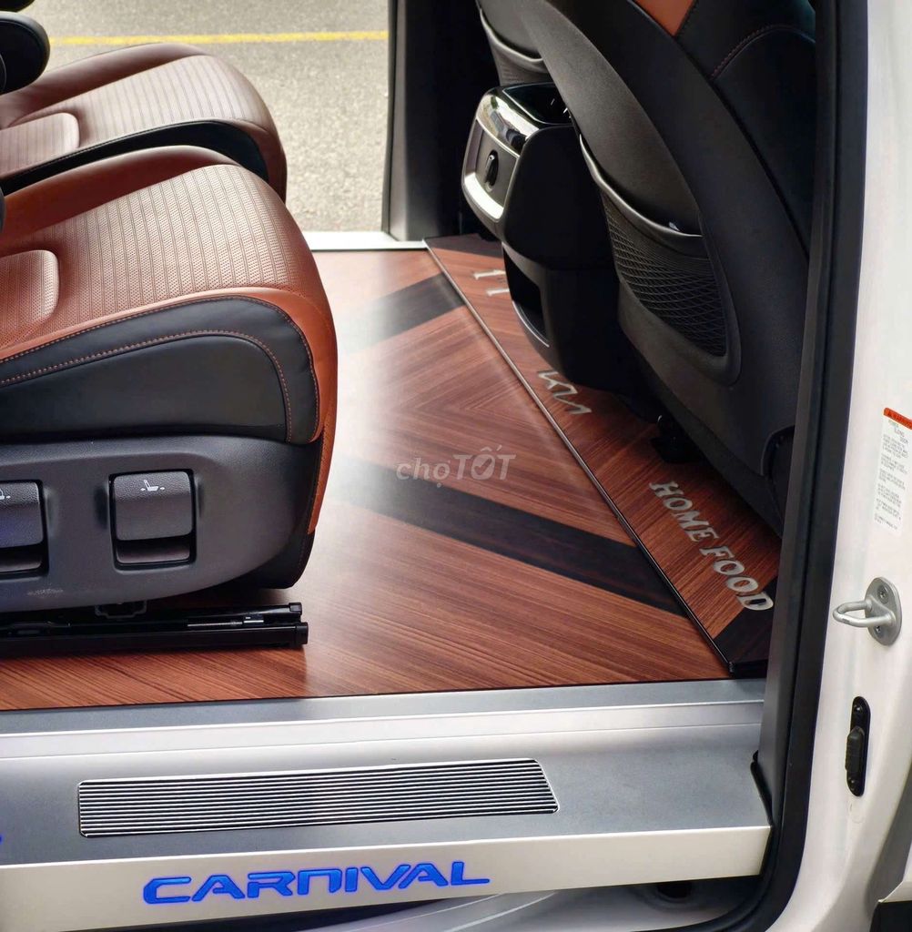 Kia carnival 2.2D luxury  - 35000 km. Mua bán Ô tô tại Thành phố Thủ Đức Tp Hồ Chí Minh được đăng bởi Ms Hiệp  hình 8