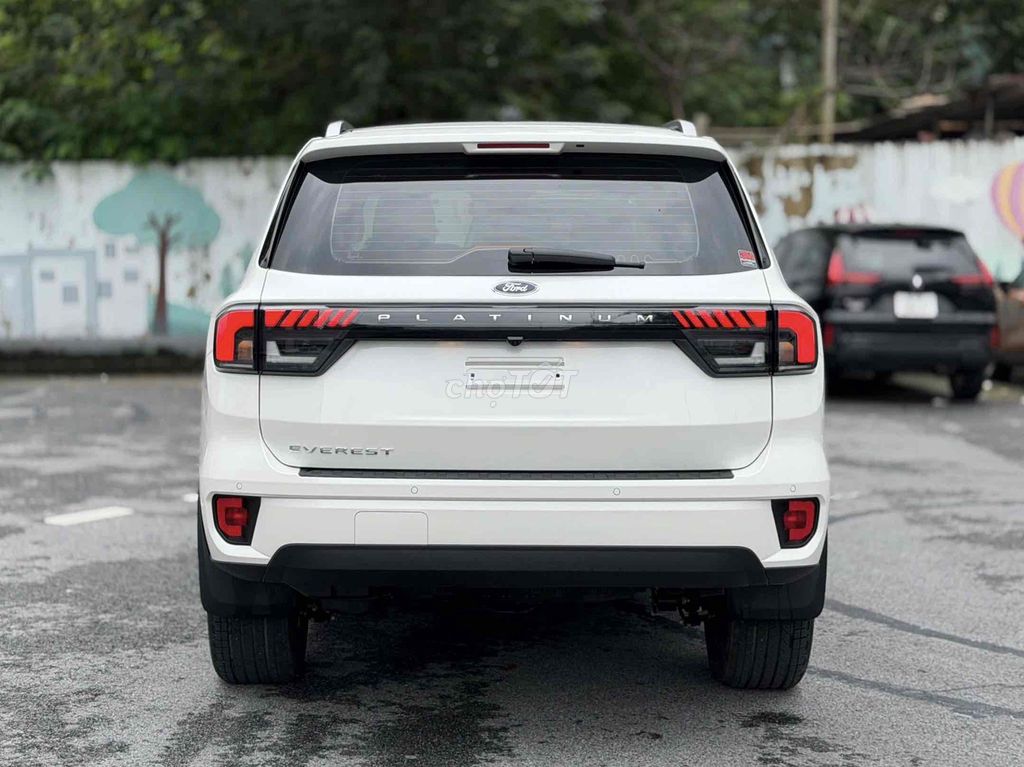 Ford Everest Platinum 2.0L 4x4 AT 2025 - 5000km. Mua bán Ô tô tại Quận Cầu Giấy Hà Nội được đăng bởi Auto 6666 hình 6