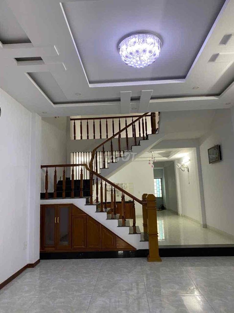 Аренда · 3 комн. · 100 м² · Quận Cẩm Lệ, ул. Đường Mai Chí Thọ