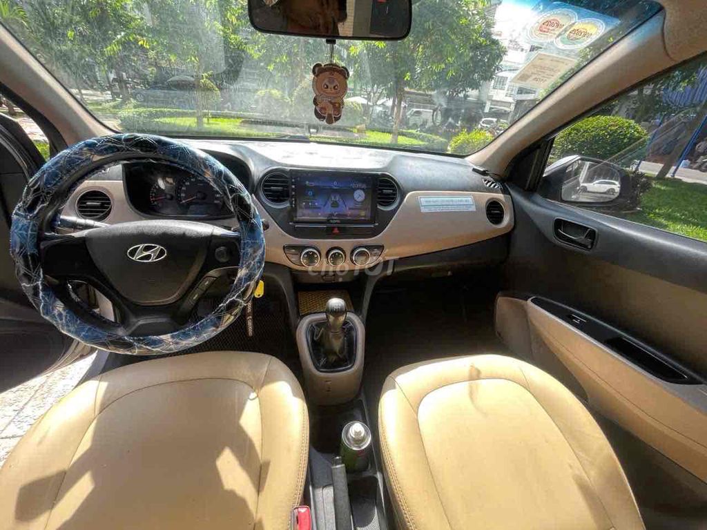 Hyundai Grand i10 2018 Sedan 1.2 MT - 150000 km. Mua bán Ô tô tại Quận Tân Bình Tp Hồ Chí Minh được đăng bởi ngô kiên hình 4