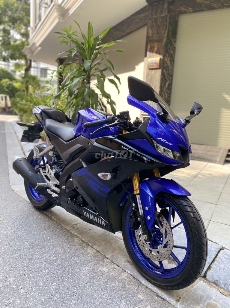 Yamaha r15 v3 chót chét.mới cứng.góp o đồng. Mua bán Xe máy tại Quận Cầu Giấy Hà Nội được đăng bởi Tong motor xe may hình 1