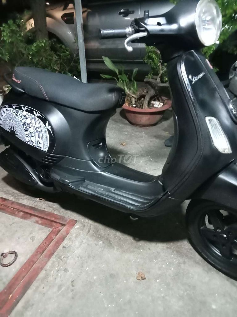 Piaggio Vespa Đen 35.000 km. Mua bán Xe máy tại Thị xã Tân Uyên Bình Dương được đăng bởi Phạm Hoang hình 2