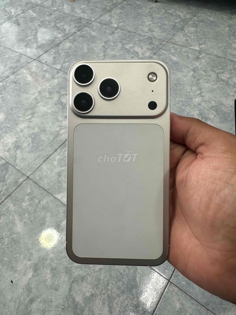 Apple iPhone XR độ 17 Pro 64GB Trắng. Mua bán Điện thoại tại Thành phố Cà Mau Cà Mau được đăng bởi BẮP MUSIC hình 1