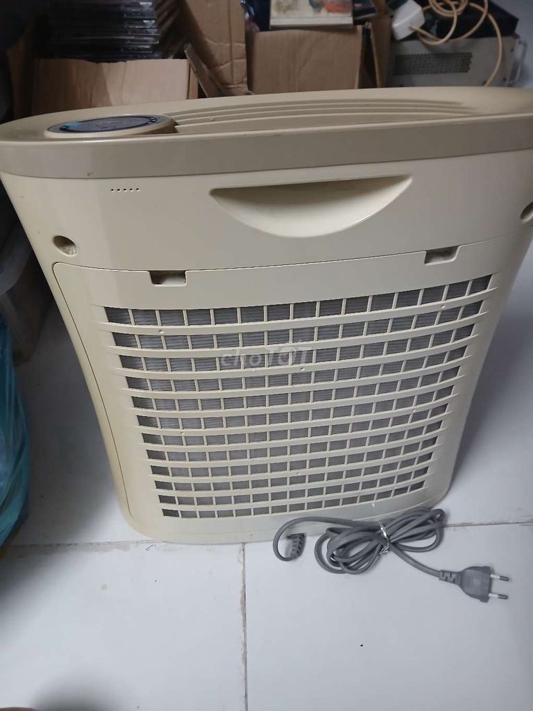 Máy lọc không khí Sharp FP-F30E-C Kem. Mua bán Nội thất, đồ gia dụng khác tại Quận 1 Tp Hồ Chí Minh được đăng bởi LÂM BẢO hình 1
