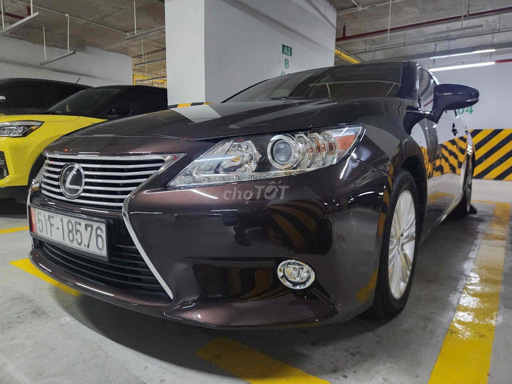 Lexus ES350 sx 2015 odo 7 vạn Km một chủ từ đầu