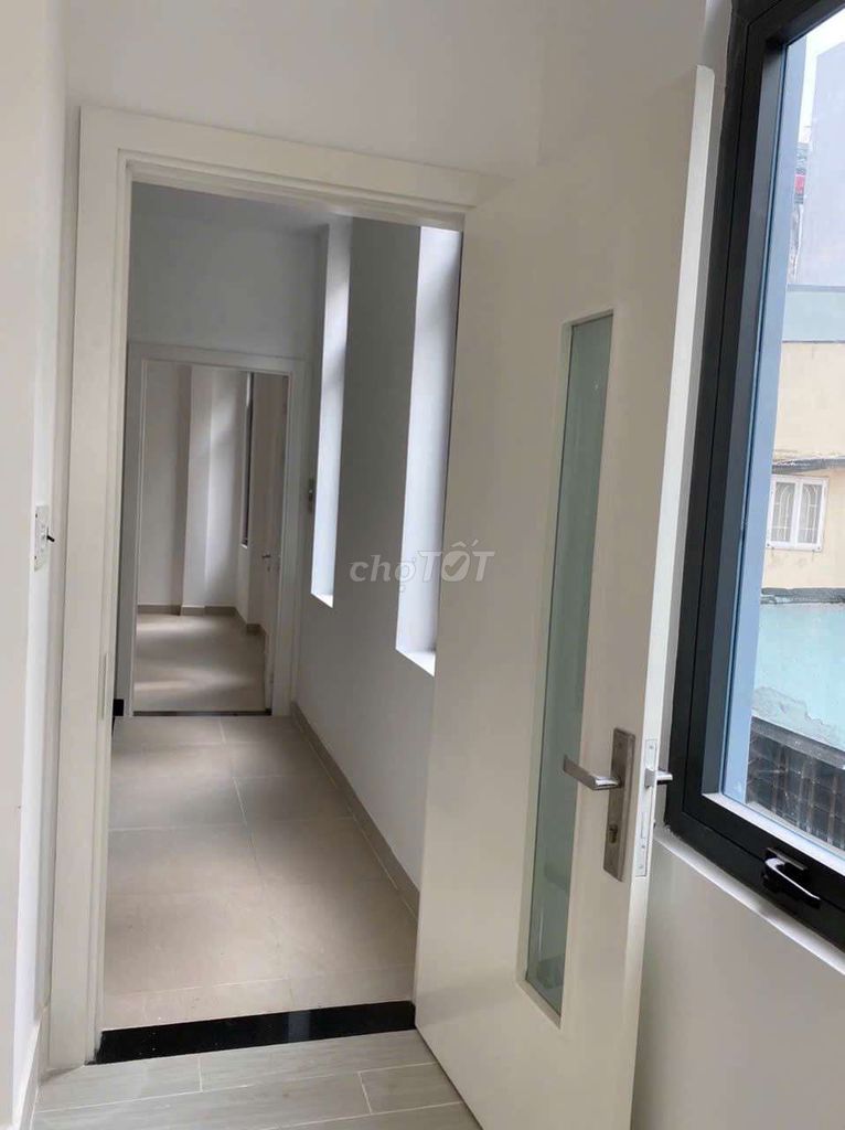 Rent · 2 bd · 72 м² · Quận 10, ул. Lữ gia