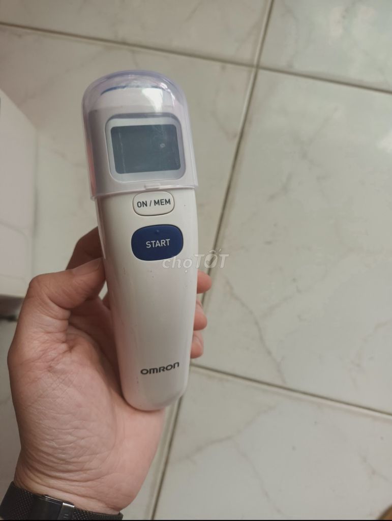 Đo nhiệt độ omron