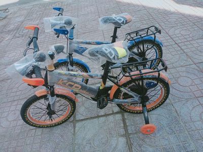Xe đạp trẻ em 16in nam màu cam và xanh dương mới