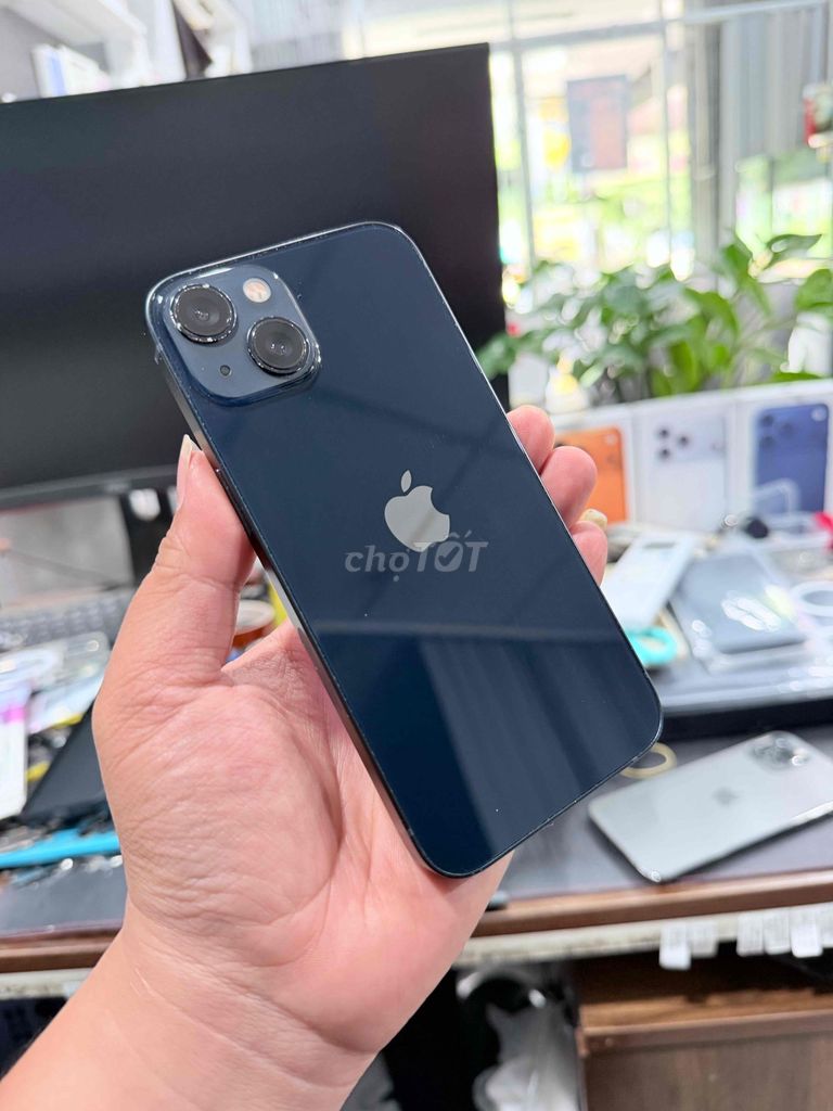13 lock đen zin áp suất Bán có Gl + Góp icloud. Mua bán Điện thoại tại Thành phố Biên Hòa Đồng Nai được đăng bởi HUNG  hình 1