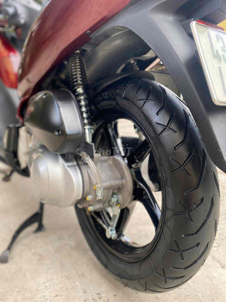 Sh 150 tứ quí 4 xe đẹp từ trong ra ngoài. Mua bán Xe máy tại Quận Thanh Khê Đà Nẵng được đăng bởi Long hình 11