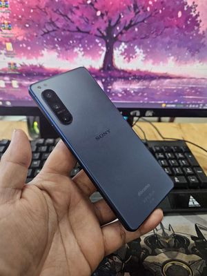 Sony 5 mark 4 2 sim  snap 8 gen 1 pin 5000 gon đẹp. Mua bán Điện thoại tại Thành phố Buôn Ma Thuột Đắk Lắk được đăng bởi Phúc Khang Mobile