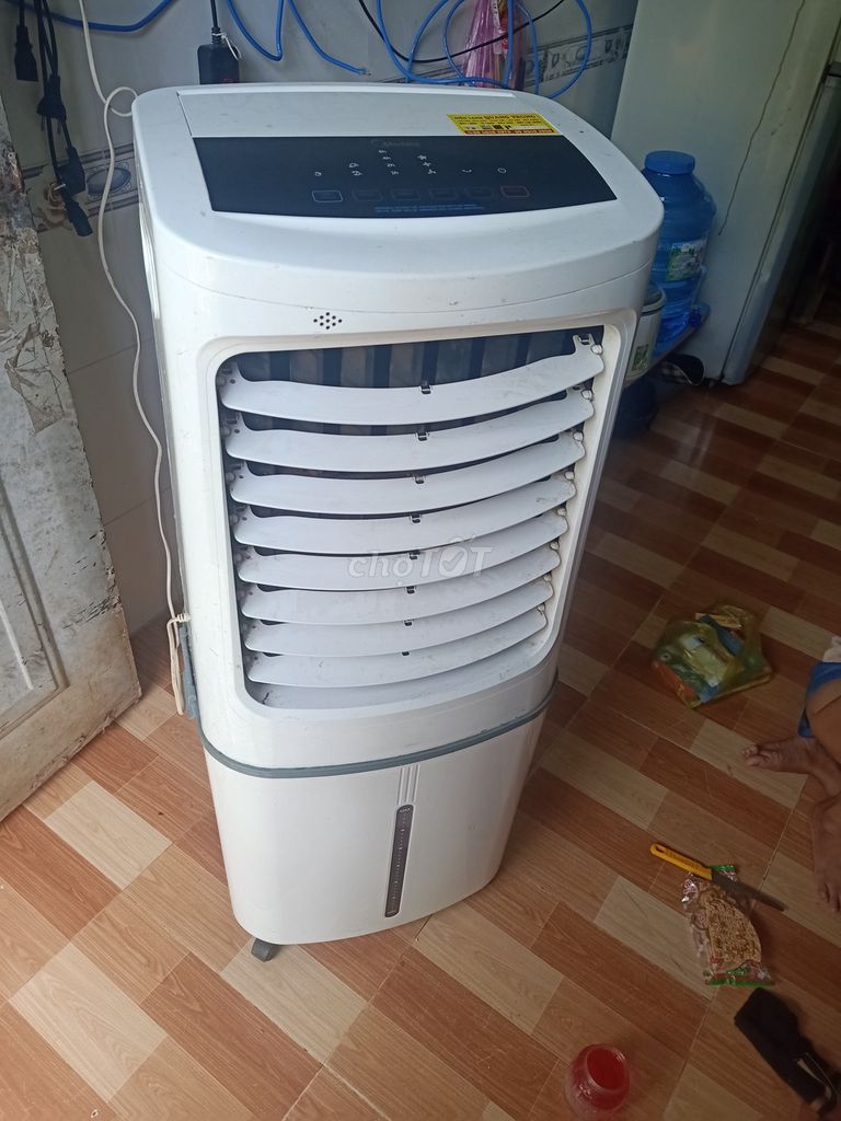 Quạt hơi nước Trắng. Mua bán Quạt tại Thành phố Long Khánh Đồng Nai được đăng bởi Van tien hình 1