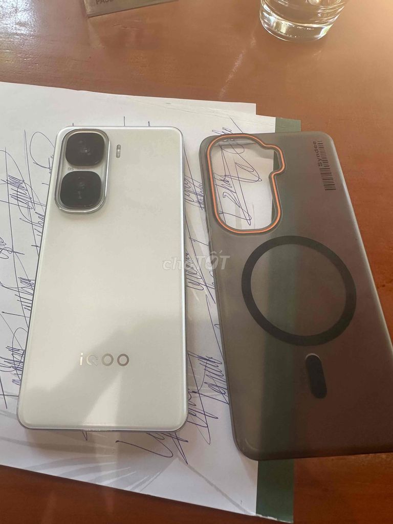 IQOO Neo 10 Trắng Đã sử dụng. Mua bán Điện thoại tại Thành phố Buôn Ma Thuột Đắk Lắk được đăng bởi Paul Do hình 1