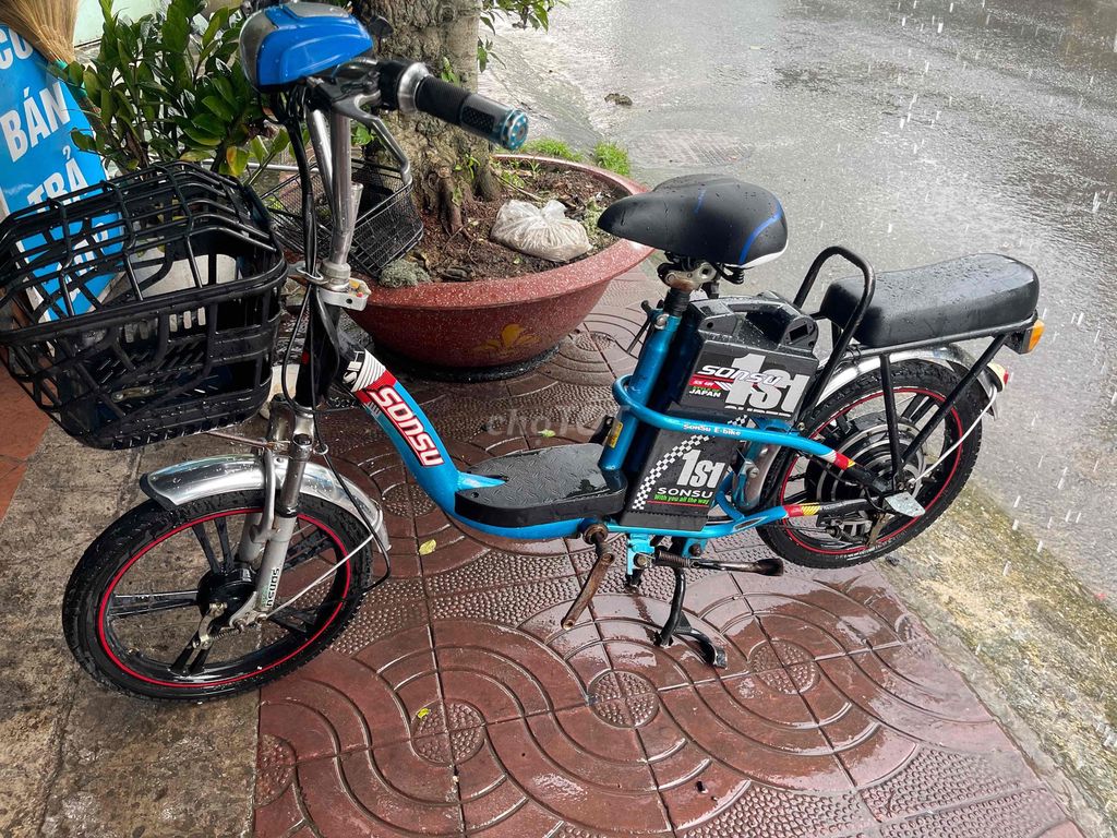 bán xe đạp điện  như hình. Mua bán Xe điện tại Thị xã Tân Uyên Bình Dương được đăng bởi long  hình 1