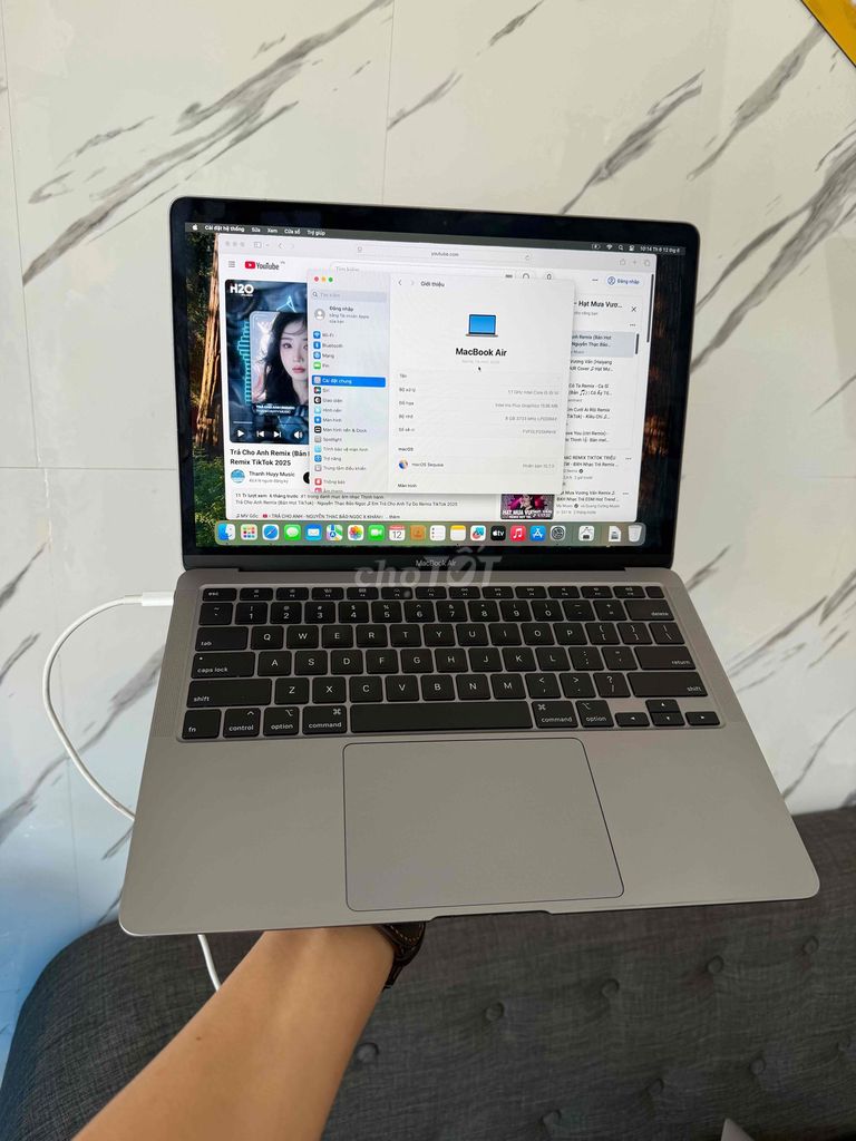 Apple MacBook Air 2020 13 inch 8GB/256GB Xám. Mua bán Laptop tại Thành phố Nha Trang Khánh Hòa được đăng bởi Nguyen Hung hình 1