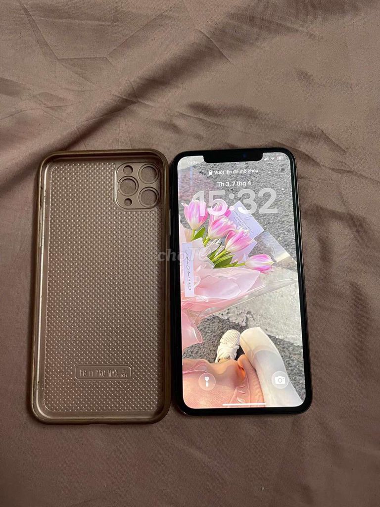 Apple iPhone 11 Pro Max 256GB Vàng Đã sử dụng. Mua bán Điện thoại tại Quận Bình Thạnh Tp Hồ Chí Minh được đăng bởi Võ Thị Ýy hình 1