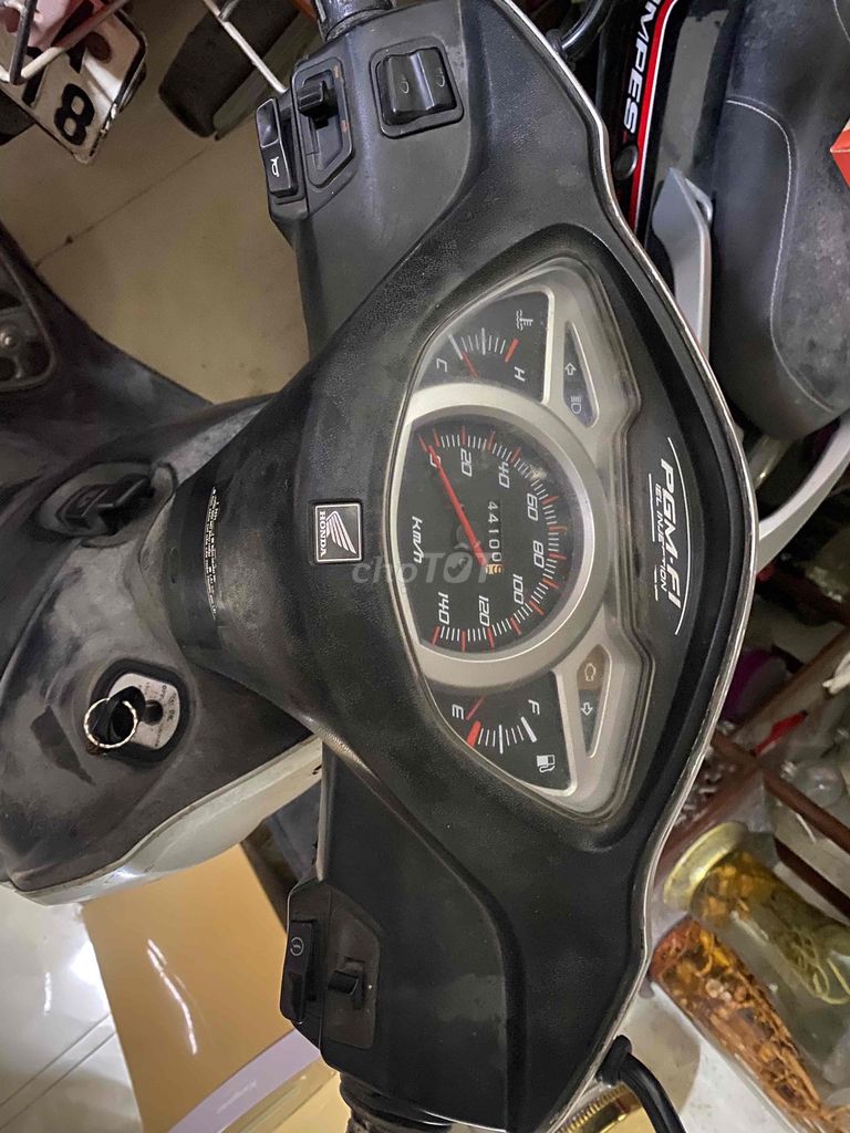 Honda Lead 110cc Bạc zin chất đủ gt 3,9tr