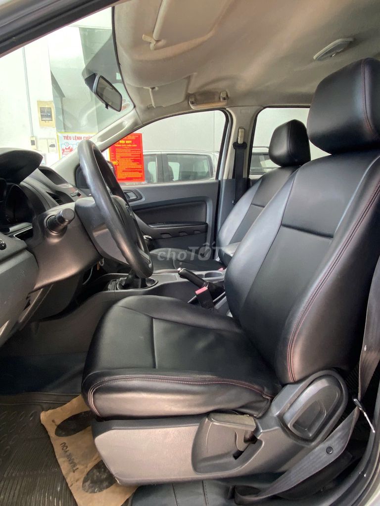 Ford Ranger 2014 Số sàn Bạc. Mua bán Ô tô tại Thành phố Biên Hòa Đồng Nai được đăng bởi Kiên Ford hình 11