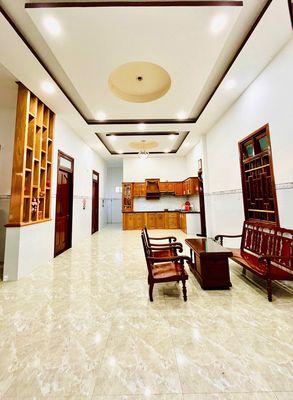 Rent · 3 bd · 170 м² · Huyện Diên Khánh, ул. Hùng vương