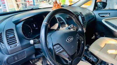 Kia Cerato 2016 1.6 AT - 90000 km