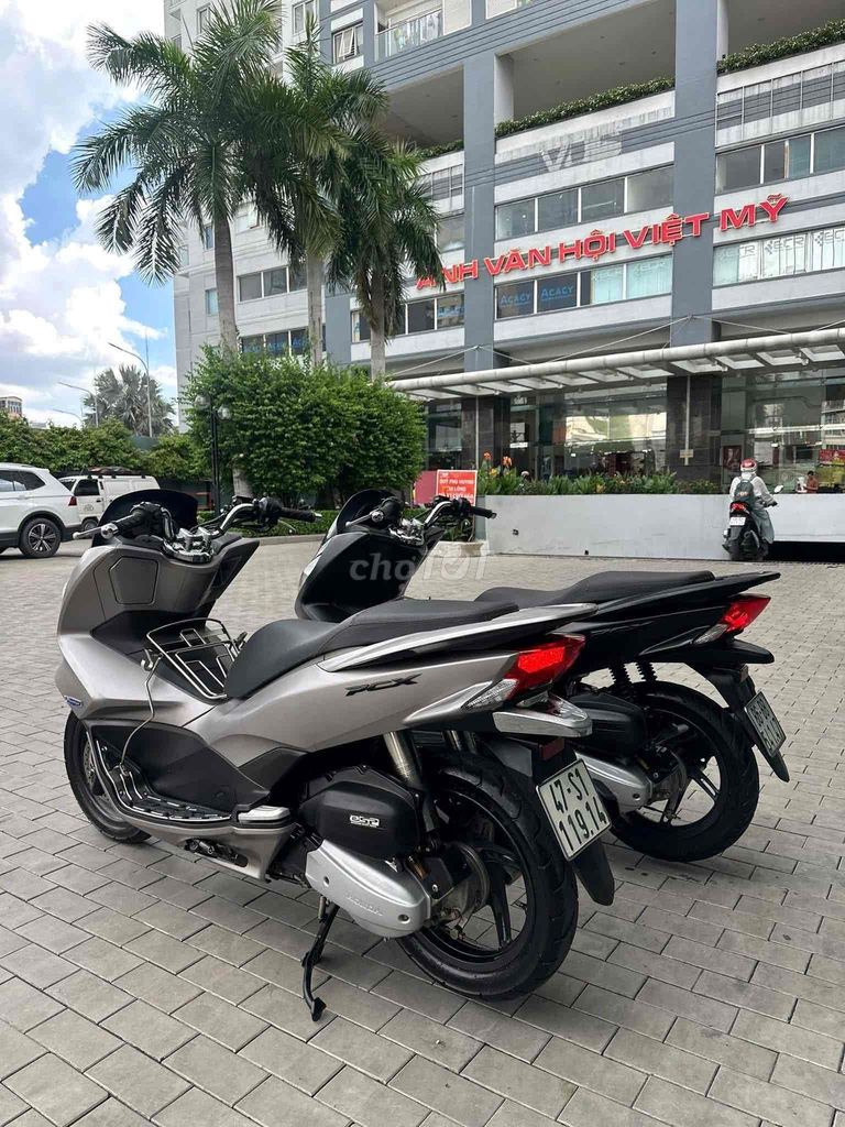 cần bán ạ. Mua bán Xe máy tại Quận Bình Thạnh Tp Hồ Chí Minh được đăng bởi Nguyễn Nghĩa hình 2