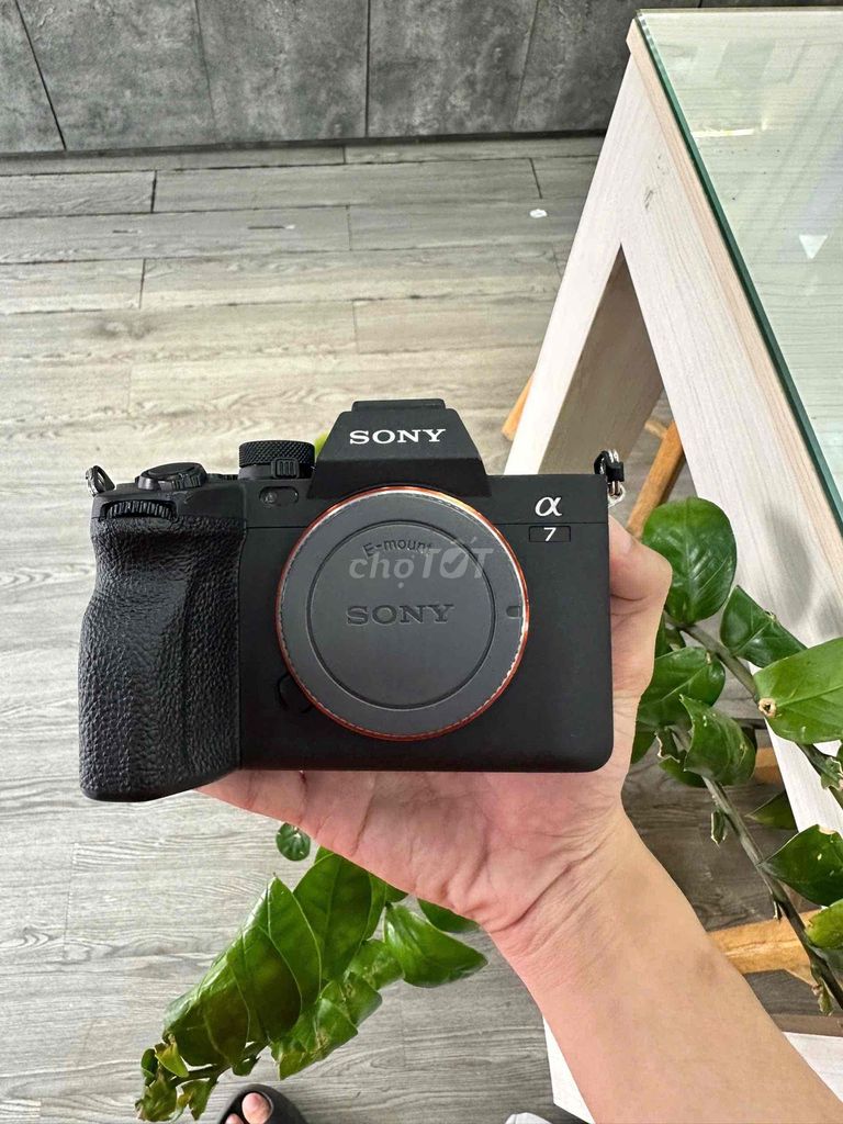 Sony A7 Mark 4. Mua bán Máy ảnh, Máy quay tại Quận Thanh Khê Đà Nẵng được đăng bởi Thắng  hình 1