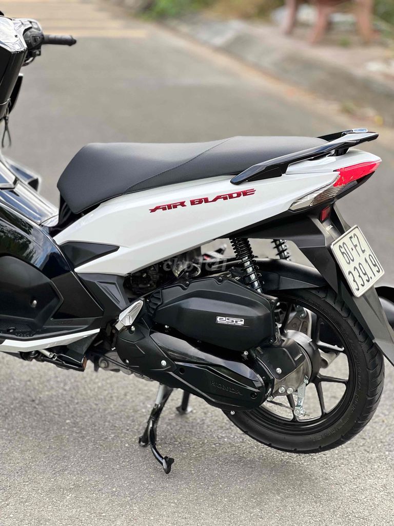 Airbalde 125 Trắng Đen Full New Leng Keng Có Góp🎉🎉. Mua bán Xe máy tại Thành phố Biên Hòa Đồng Nai được đăng bởi Xe Máy Phát Đồng hình 8