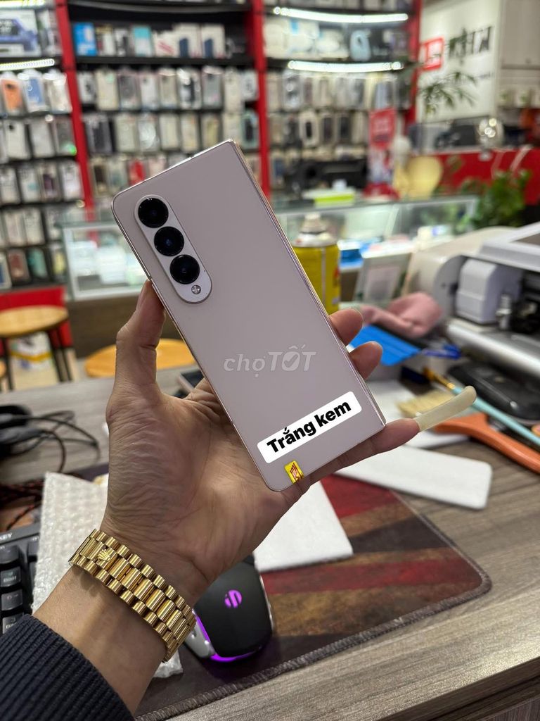 Z Fold4 512G Zin chất ae dùng lâu dài. Mua bán Điện thoại tại Quận Thanh Xuân Hà Nội được đăng bởi Vinh Râu Samsung hình 1