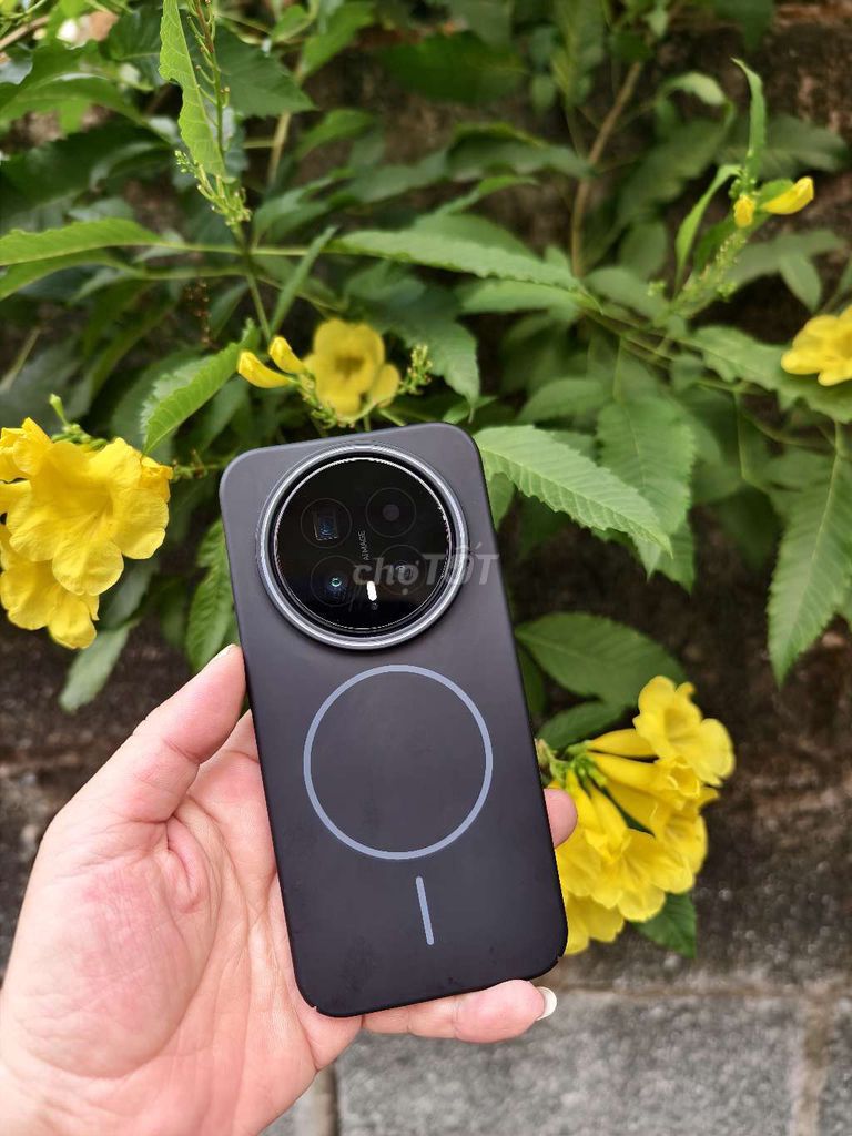 Honor Magic 8 12GB/256GB Đen. Mua bán Điện thoại tại Quận 1 Tp Hồ Chí Minh được đăng bởi PENGUIN hình 1