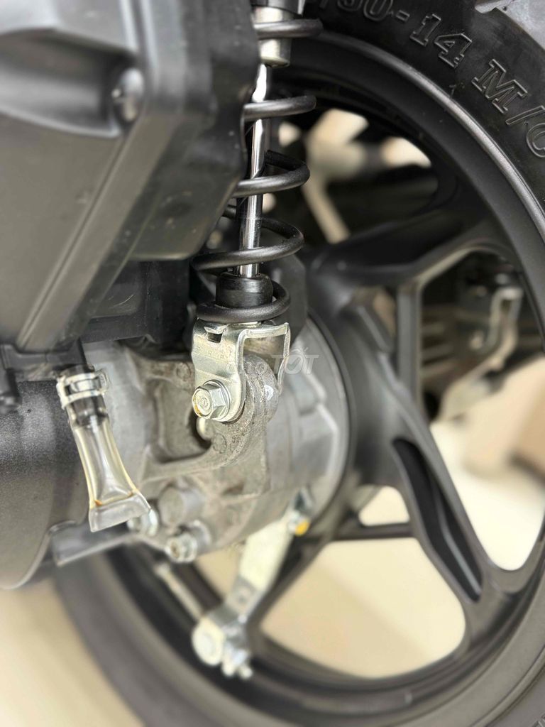 Honda Air Blade 2025 Bạc. Mua bán Xe máy tại Quận Thanh Khê Đà Nẵng được đăng bởi THẾ MẪN CHUYÊN XE LƯỚT CÓ BÁN TRẢ GÓP  hình 9