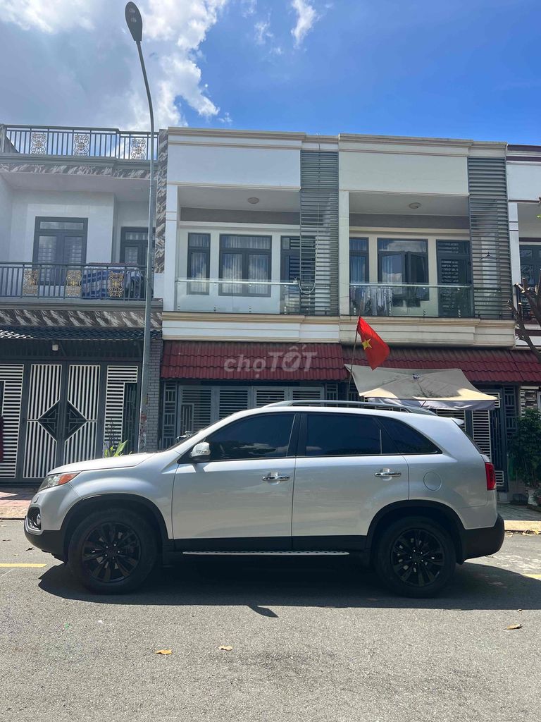 Kia Sorento 2013 GAT 2.4L 4WD - 116000 km. Mua bán Ô tô tại Thành phố Thuận An Bình Dương được đăng bởi Hiếu Auto Nghĩa Phát hình 4