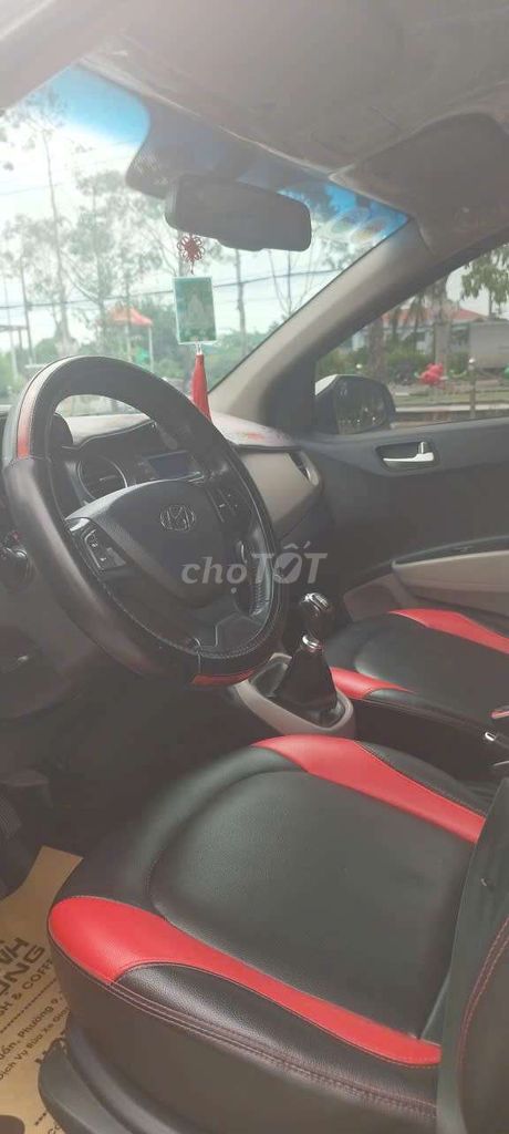 Bán hyundai i10 đời 2015 Sedan 1.2 MT - 82 km. Mua bán Ô tô tại Thành phố Sóc Trăng Sóc Trăng được đăng bởi mua bán xe cũ hình 4