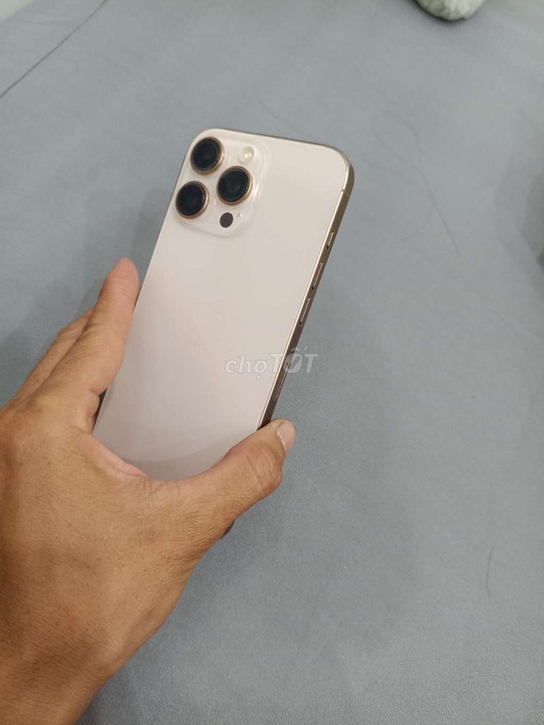 iPhone 16 Pro Max 256GB Vàng VN/A. Mua bán Điện thoại tại Thị xã Hoài Nhơn Bình Định được đăng bởi Dat Pham hình 1