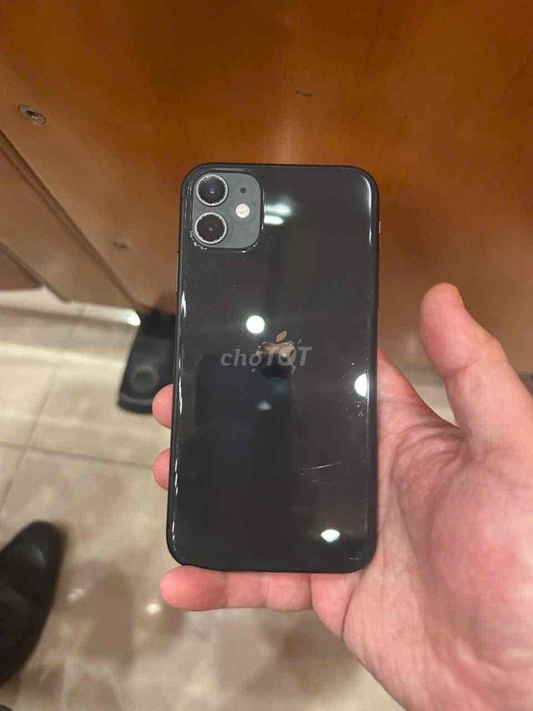 iPhone 11 128GB Đen. Mua bán Điện thoại tại Quận Long Biên Hà Nội được đăng bởi Trần Kiên hình 1