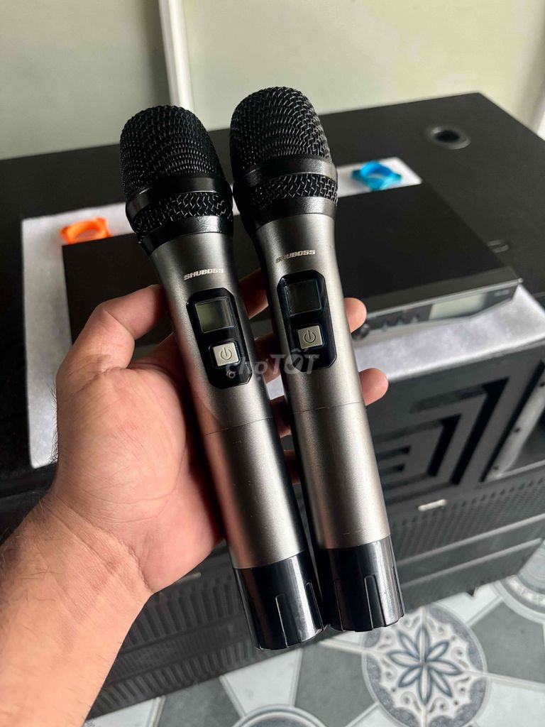 Micro không dây Shuboss UG-405 Xám. Mua bán Tivi, Âm thanh tại Quận Ninh Kiều Cần Thơ được đăng bởi Nguyễn Nam Mua Bán Âm Thanh  hình 1