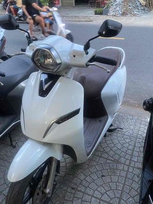 Xe máy điện VinFast Klara A2 Trắng