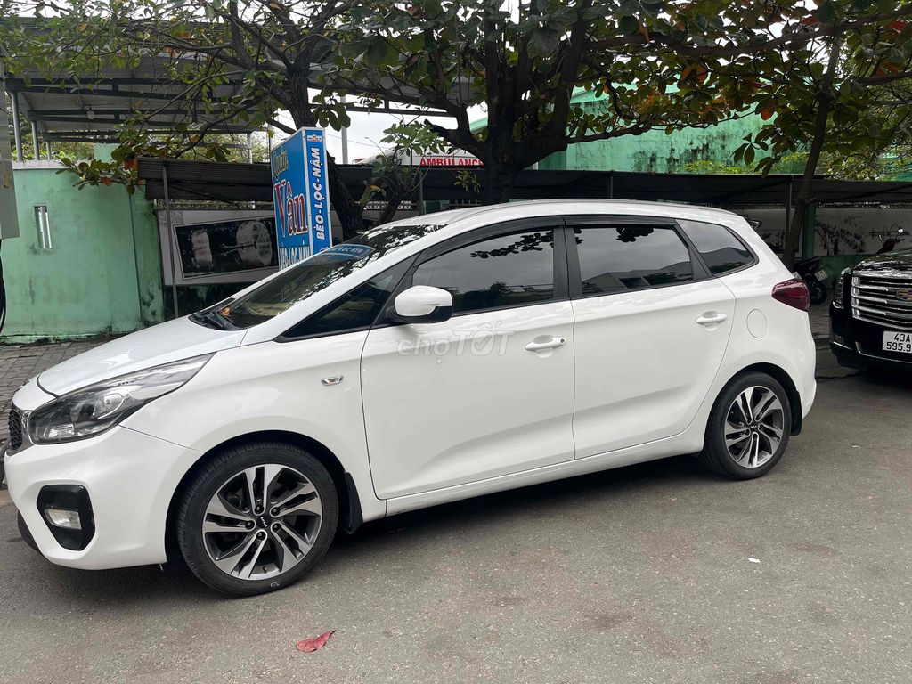 Kia Rondo 2017 2.0 GMT - 80000 km. Mua bán Ô tô tại Quận Liên Chiểu Đà Nẵng được đăng bởi Nguyễn văn an hình 2