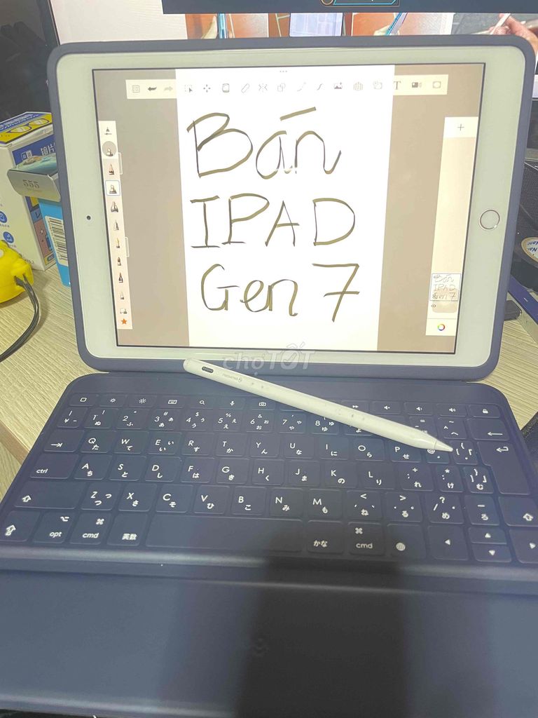 combo iPad Gen 7 + bút cảm ứng + ốp phím logitech. Mua bán Máy tính bảng tại Quận Tân Bình Tp Hồ Chí Minh được đăng bởi Phùng Tài hình 1
