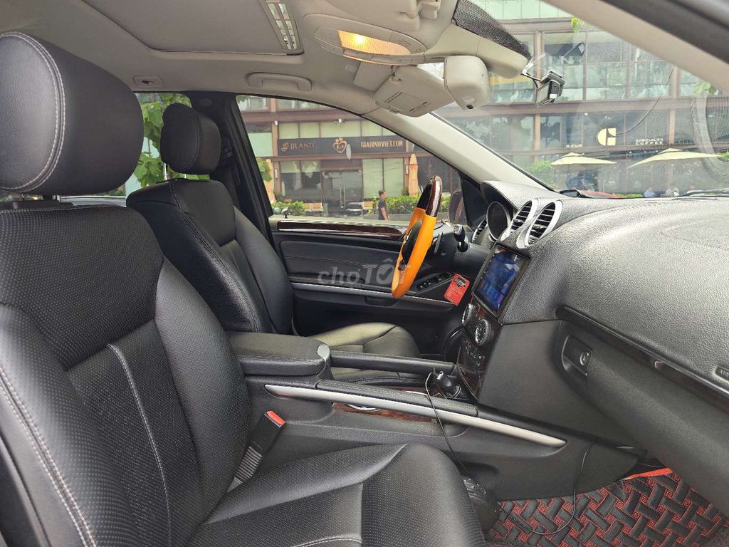 Bán xe Mercedes GL 550. Mua bán Ô tô tại Thành phố Thủ Đức Tp Hồ Chí Minh được đăng bởi Hoàng Sơn hình 7